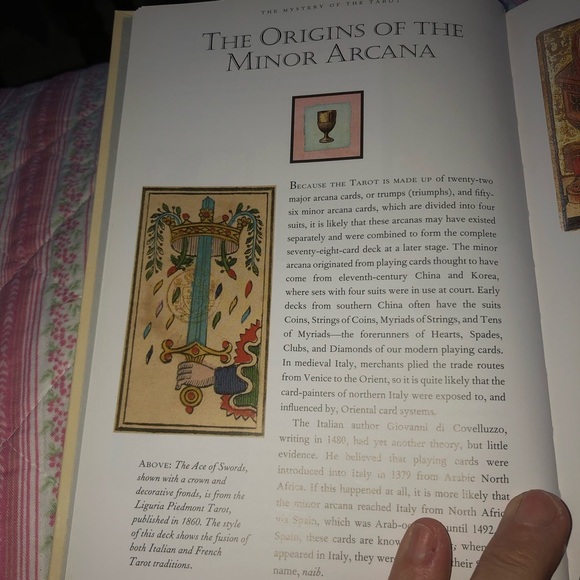 The Mystery of the Tarot Book - Picture 7 of 10